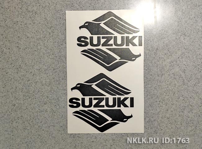  Suzuki